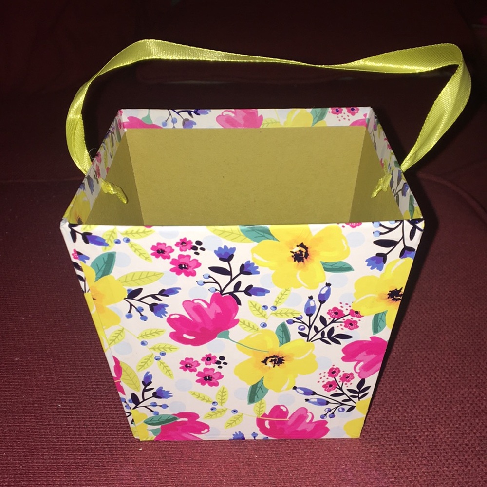 basket organizer